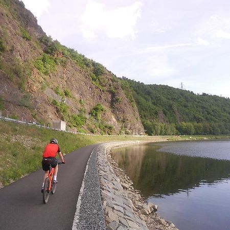 Apartman Vrane Vrané nad Vltavou Buitenkant foto