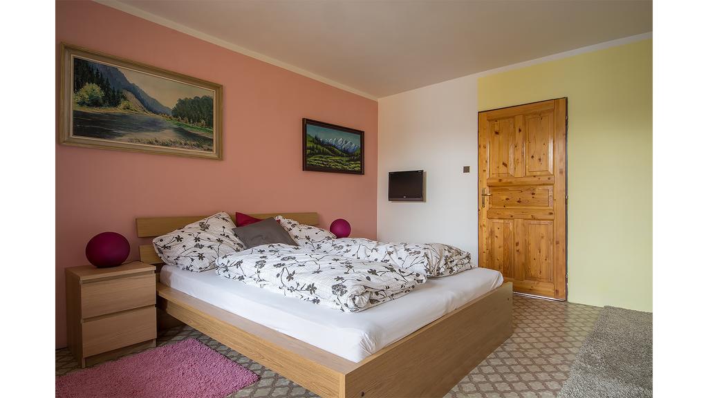 Apartman Vrane Vrané nad Vltavou Buitenkant foto